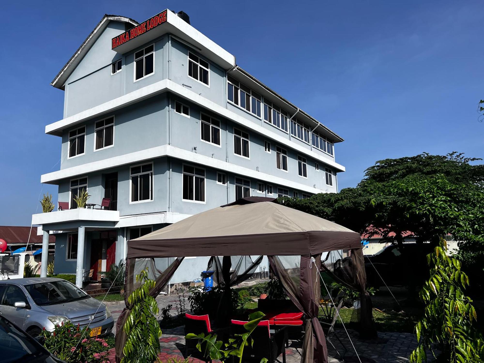 Haika Home Lodge Dar es Salaam Exterior foto